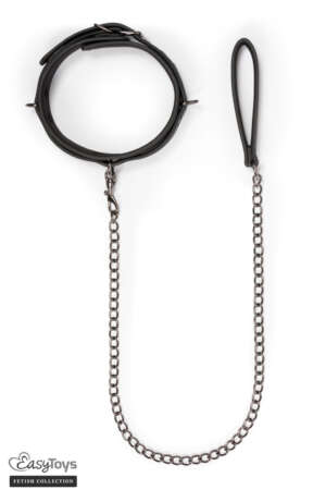 Collier fétichiste et laisse